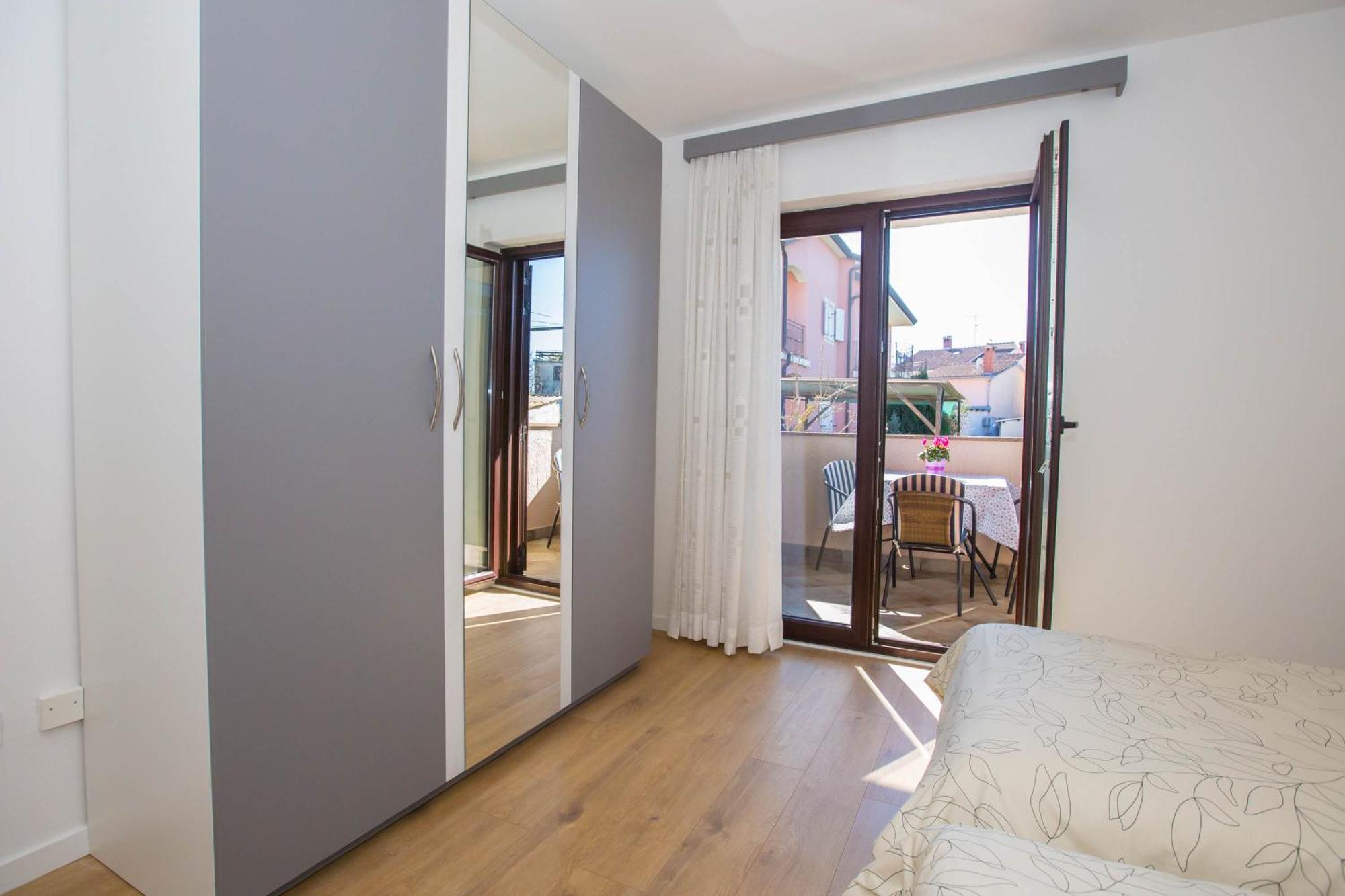 Apartments Marija Funtana Luaran gambar