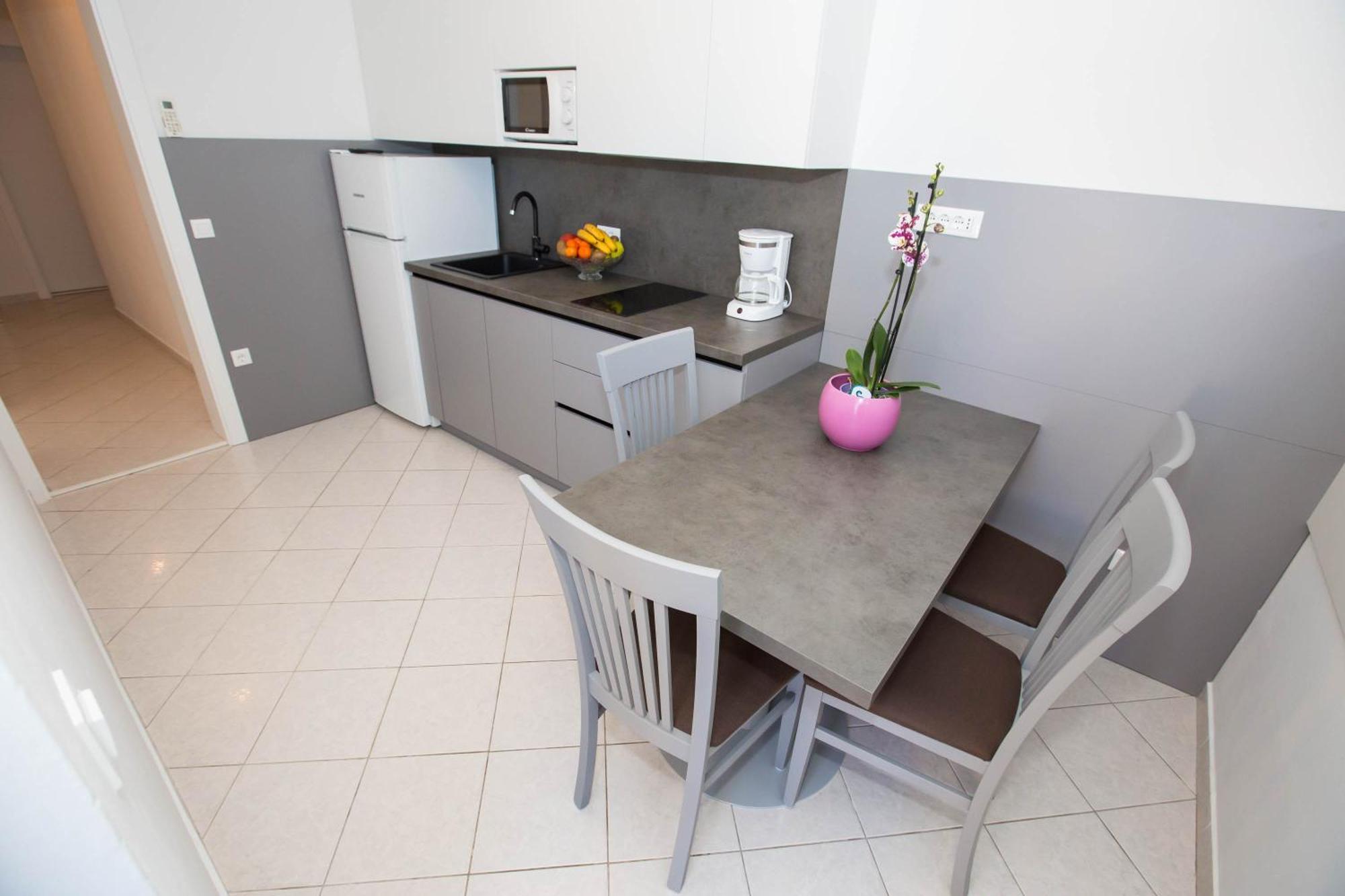 Apartments Marija Funtana Luaran gambar